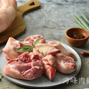 台灣生豬腳圈切塊